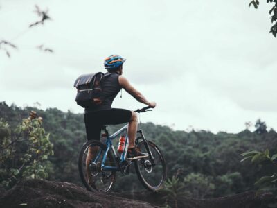 BikeStocks recomienda las mejores bicicletas de montaña para explorar nuevas rutas en primavera y verano