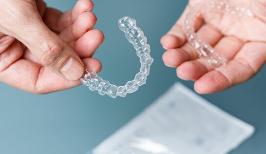 Ortodoncia invisible: la alternativa sin dolor a los brackets