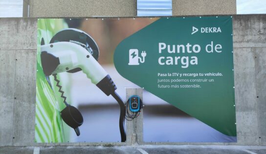 DEKRA, primera ITV en poner puntos de carga para vehículo eléctrico