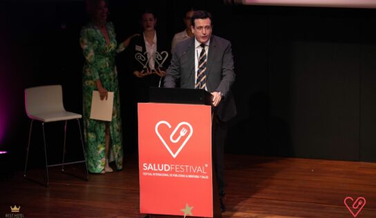 Don Ignacio Campoy premiado en los Premios Nacionales Salud Festival