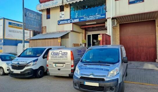 Cristalería Alcorcón expande su negocio de ventanas de aluminio y PVC a Málaga