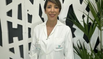 Lourdes Ruiz, oftalmóloga de Policlínica Gipuzkoa: «Con la microexfoliación palpebral prevenimos la blefaritis, una de las causas principales del orzuelo y del ojo seco»