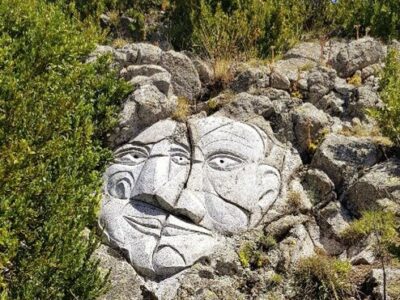 El Grupo Esquirol recomienda explorar en familia el mágico laberinto de Rocaviva: arte y naturaleza en La Cerdanya