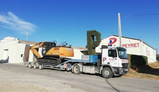 Peyret transporta las cargas más pesadas en una logística con propósito