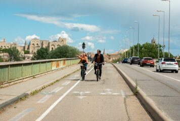 Las bicicletas compartidas adoptan la IA para reducir la contaminación local en las ciudades medianas